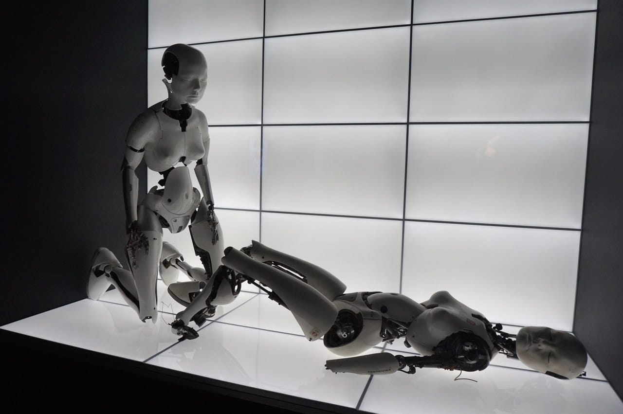 Chris Cunningham, "All Is Full of Love" Robots (1999) (photo by Jillian Steinhauer/Hyperallergic)