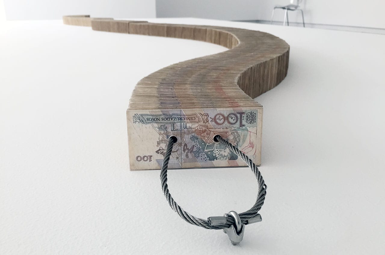 Jac Leinier's "Todos os Cem (All the One Hundreds)" (1998) is part of the 2015 Sharjah Art Biennial in Sharjah, UAE (photo by the author for Hyperallergic)