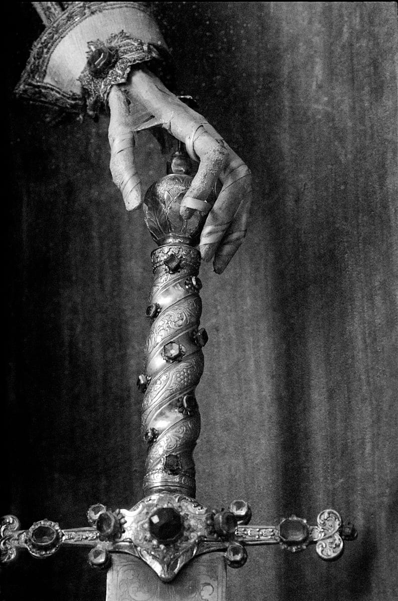  (©2015 Dr. Paul Koudounaris)