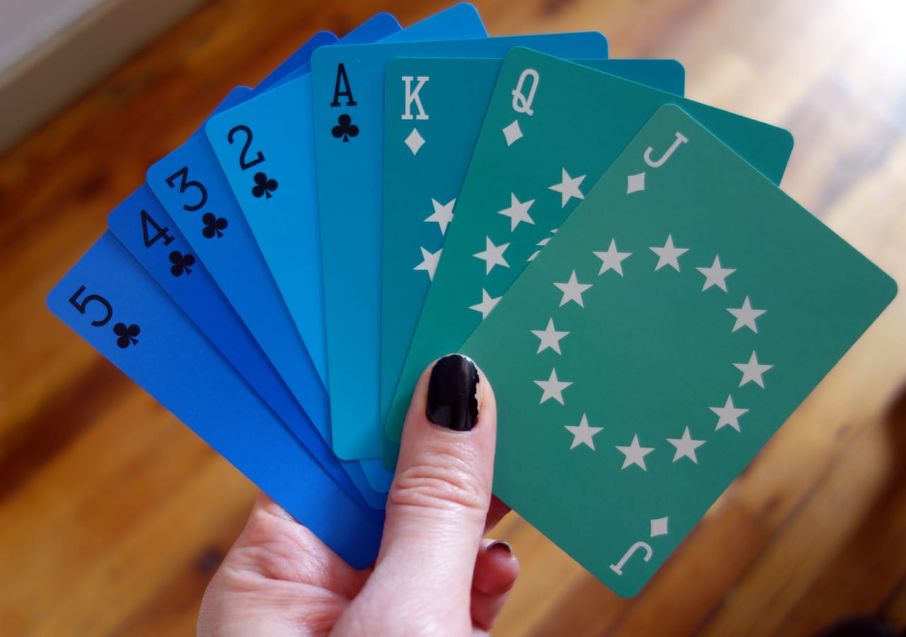 Fredericks & Mae playing cards