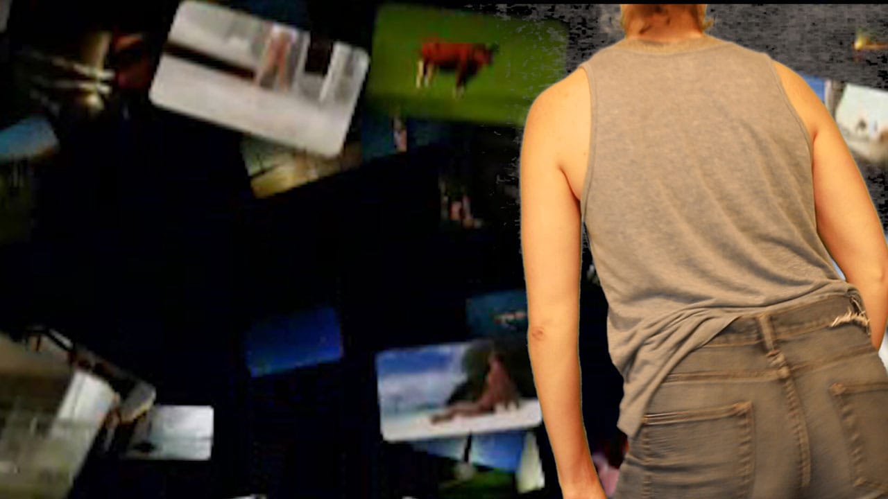 Still_Velvet-Peel-1_freefall