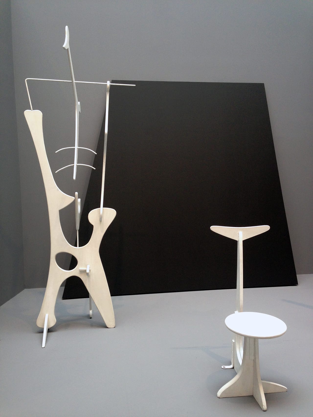 Installation view, 'Isamu Noguchi: Variatons' at Pace Gallery (click to enlarge)