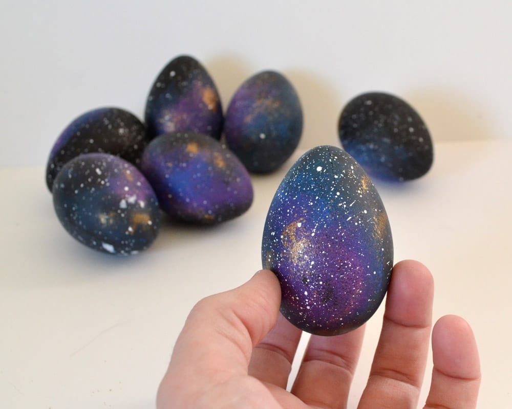 Just in time for Easter …&nbsp;Allison Murray has created a fun tutorial to paint eggs that look like galaxies. (via Colossal)