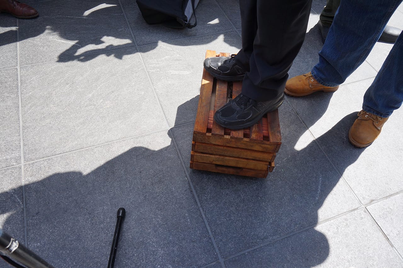 NYC Commissioner of Cultural Affairs Tom Finkelpearl's feet on the soapbox (click to enlarge)