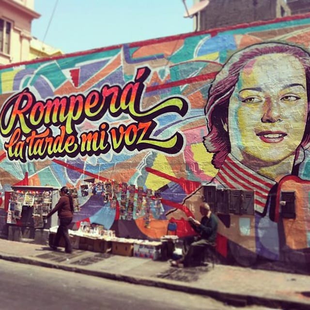 A mural in Lima (Image via Twitter)