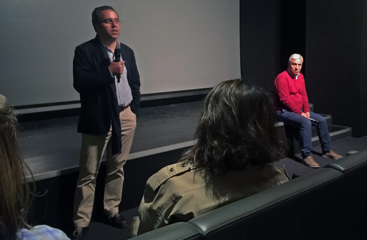Filmmaker Ali Atassi and writer Yassin al-Haj Saleh at the SALT Galata screening. (photo by the author for Hyperallergic)