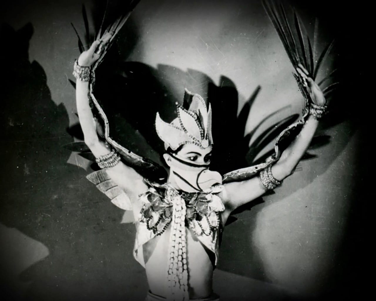 India_4_GodDance_4_1285x1028