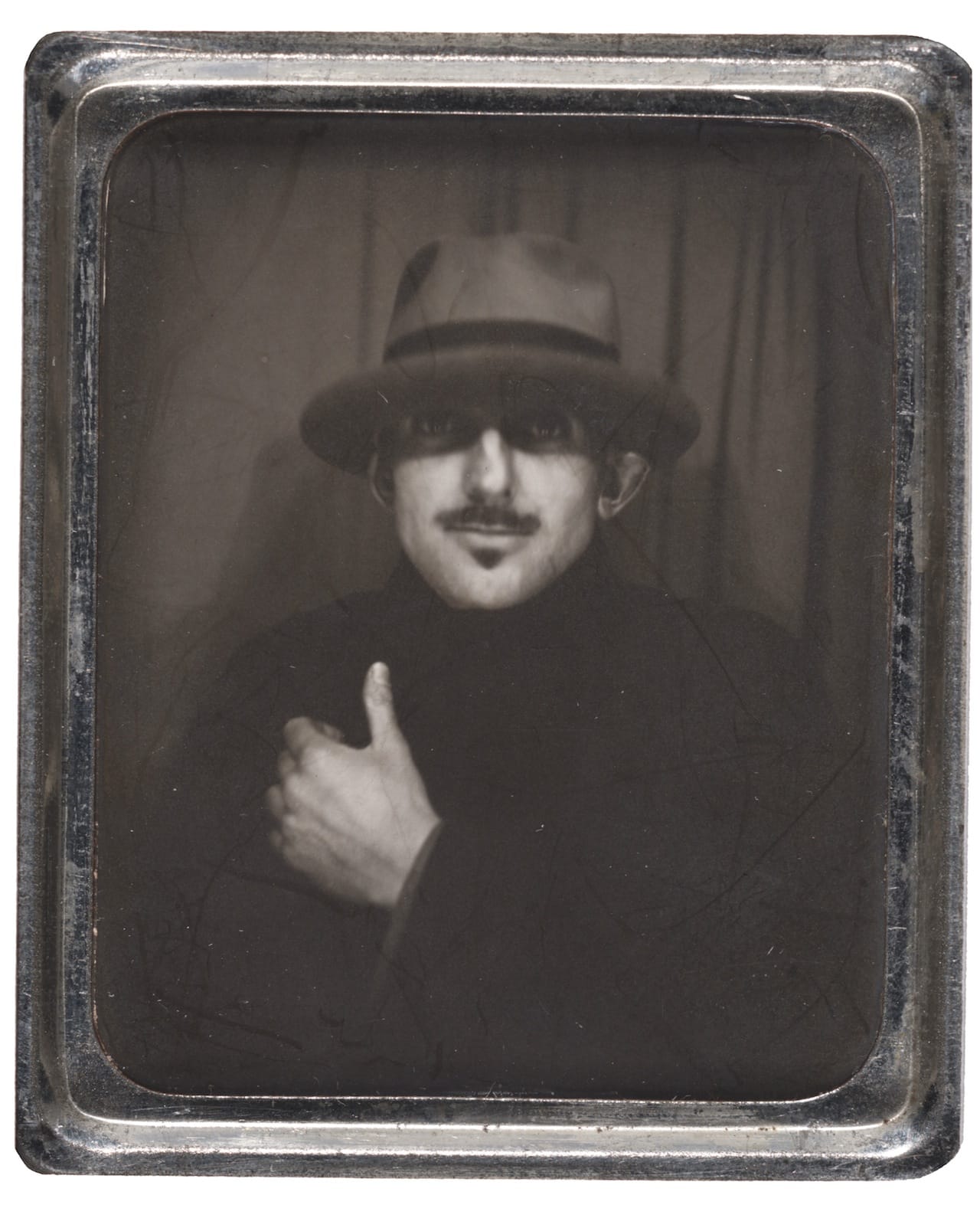 5395, 4/28/04, 2:38 PM, 8C, 4408x5978 (1273+3034), 138%, AIA repro tone, 1/50 s, R60.9, G48.2, B64.3