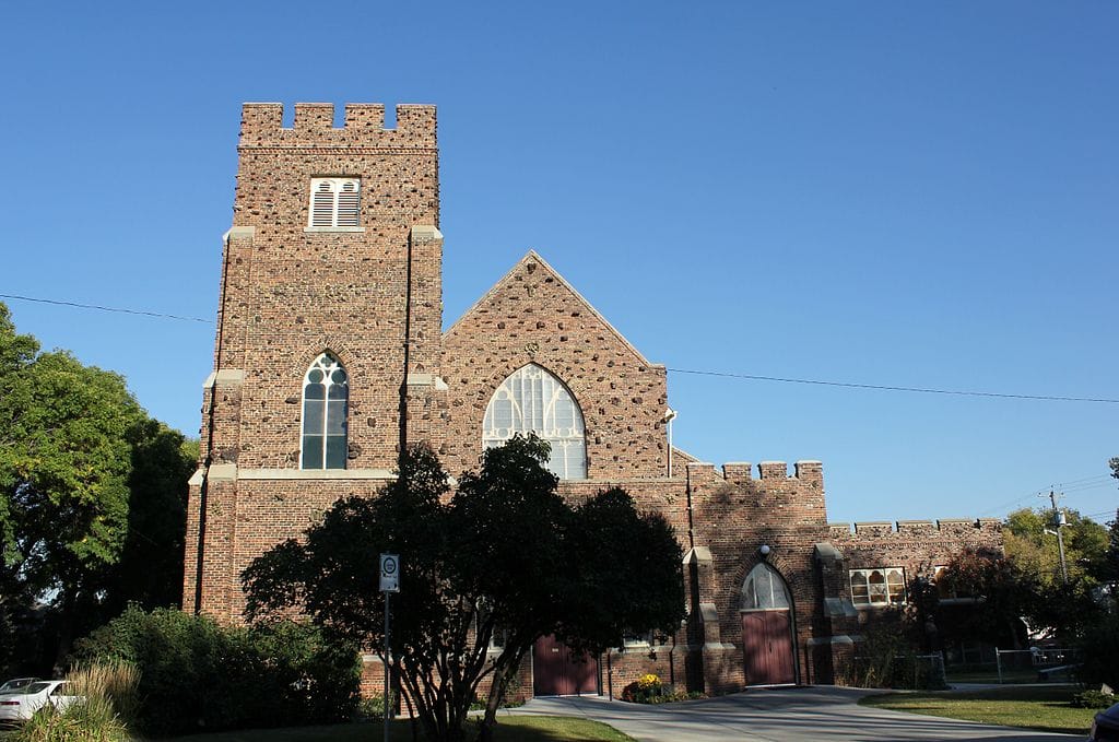 Clinker brick on Holy Trinity Anglican Church in Strathcona, Alberta (photo by Arctic.gnome, via Wikimedia)