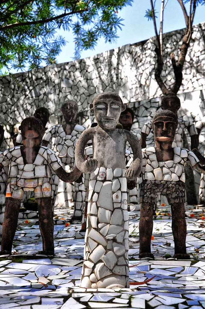 Sculptures at the Rock Garden of Chandigarh, created by Indian artist Nek Chand from discarded material, who worked the first 18 years in secret (photo by Rod Waddington, via Flick)