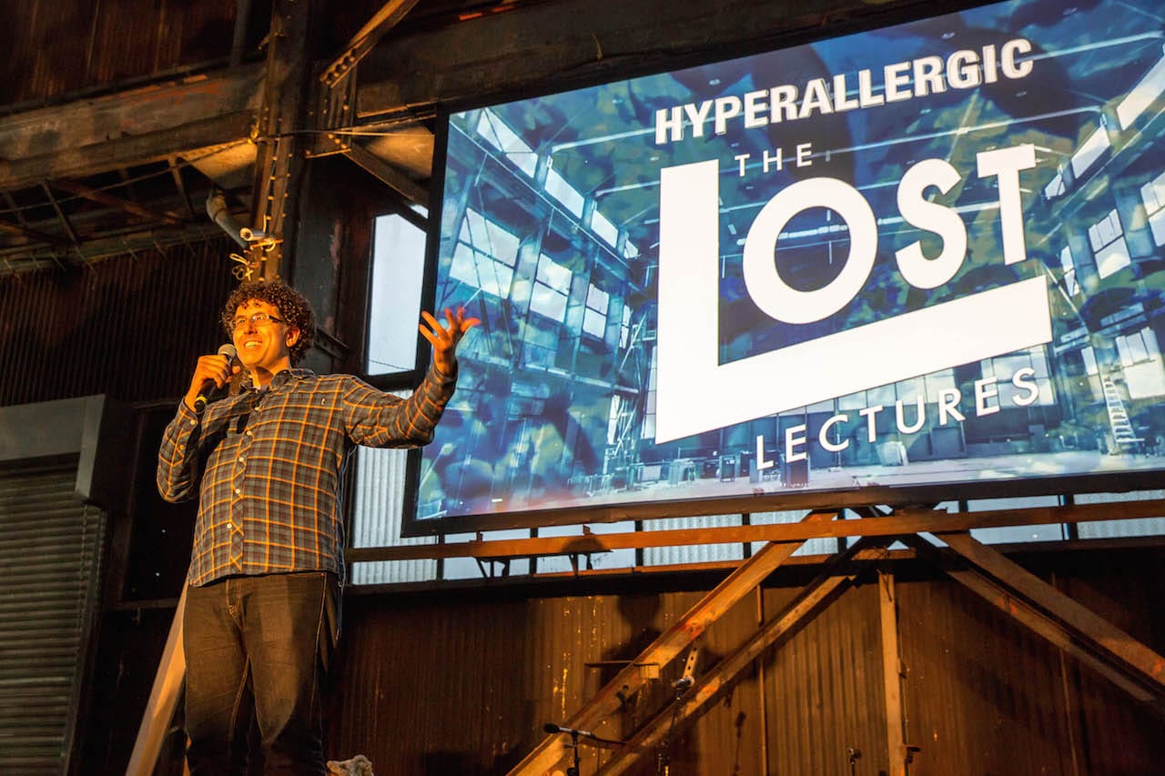 Hyperallergic's Hrag Vartanian welcoming everyone and introducing Lost Lectures NY Two.