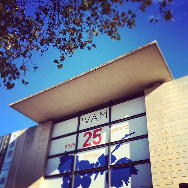 The exterior of the Institut Valencià d'Art Modern (photo by adventuro/Instagram)