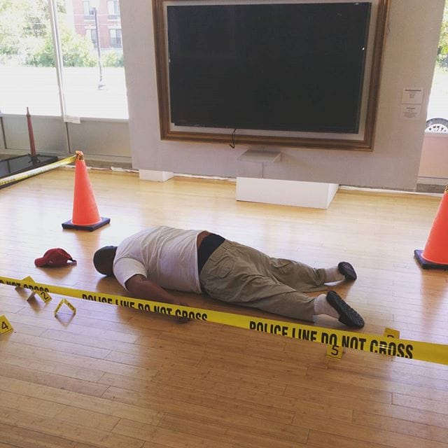 (photo via @2gmakeamove/Instagram)