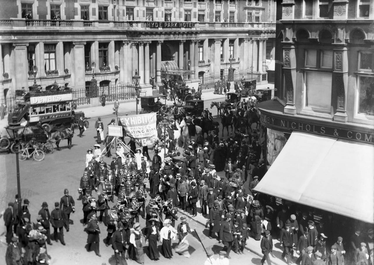 Soldiers and Suffragettes - The Photography of Christina Broom