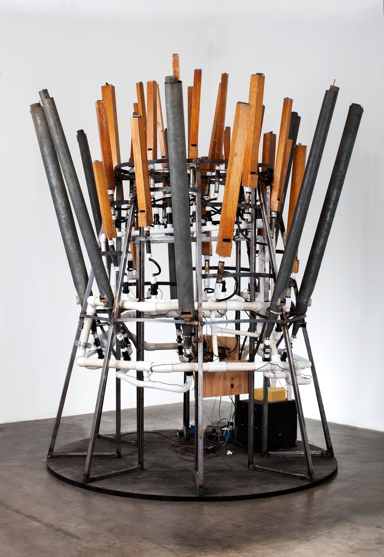 Mark Motherbaugh The General, 2014 Vintage organ pipes, electronics, and steel 96 x 87 in. Photograph by David Lekach