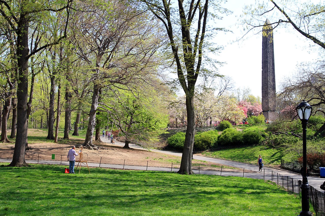 Cleopatra's Needle in April of 2013 (photo by Ingfbruno, via Wikimedia)