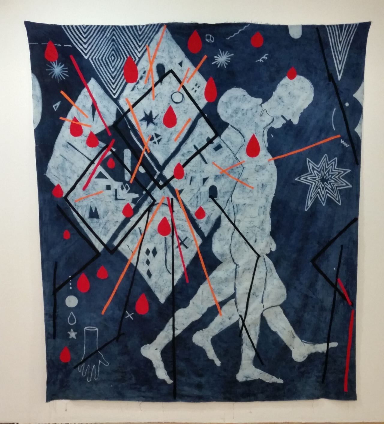 Jovencio de la Paz, "Endless Flight I," batik, natural indigo and applique on cotton, 44" x 36.5" (all photos by the author for Hyperallergic)