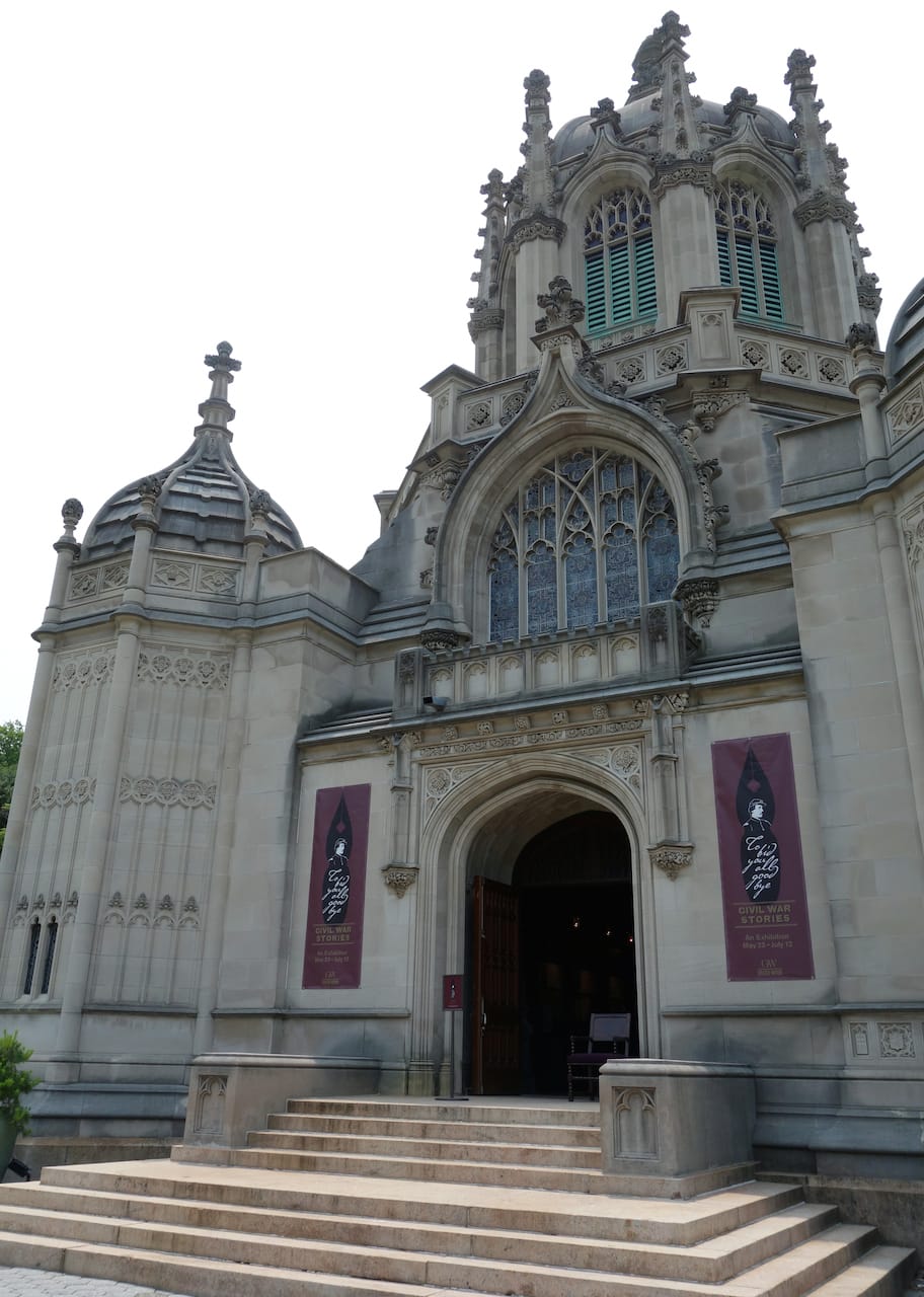 'To Bid You All Good Bye' in the Green-Wood Cemetery chapel