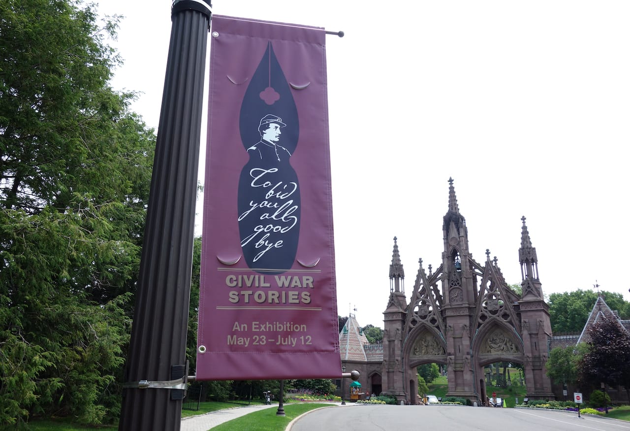 'To Bid You All Good Bye' in the Green-Wood Cemetery chapel
