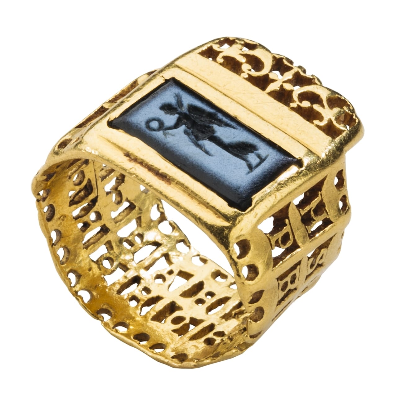 Late Roman key ring "Homonea"(Roman Empire, late 3rd-early 4th- century), Gold and nicolo (courtesy Griffin Collection, photo by Richard Goodbody)