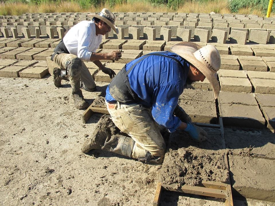 Rafa Esparza (via welcometolace.org)