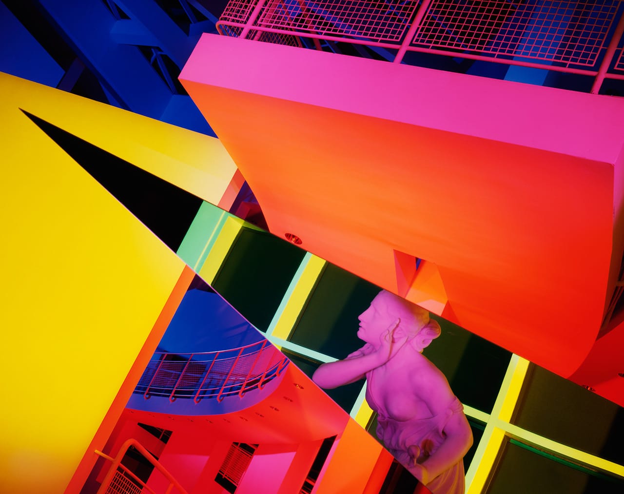 Barbara Kasten, "Architectural Site 17, August 29, 1988" (1988), cibachrome, 60 x 50 in. (location: High Museum of Art, Atlanta, Georgia; architect: Richard Meier) (courtesy of the artist)