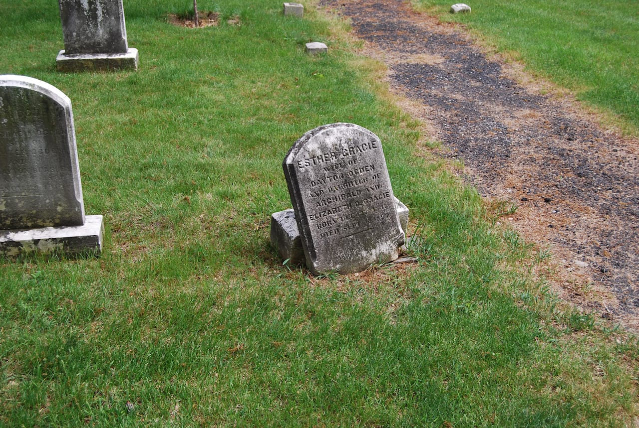 Tombstone in the Gracie lot (photo by Susan Olsen, courtesy World Monuments Fund)