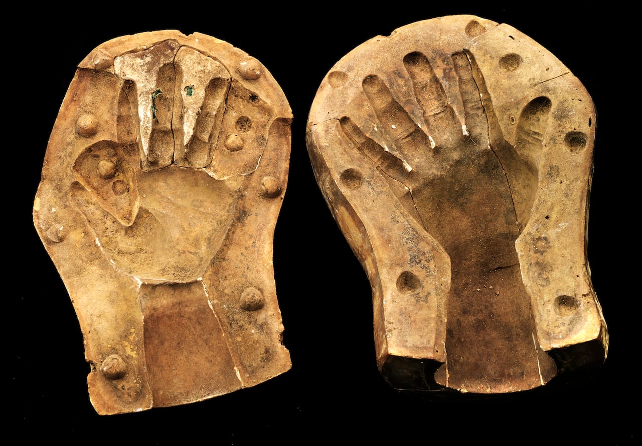 Hiram Powers, Mold of a Child’s Hand (1840-50), plaster (courtesy Smithsonian American Art Museum)