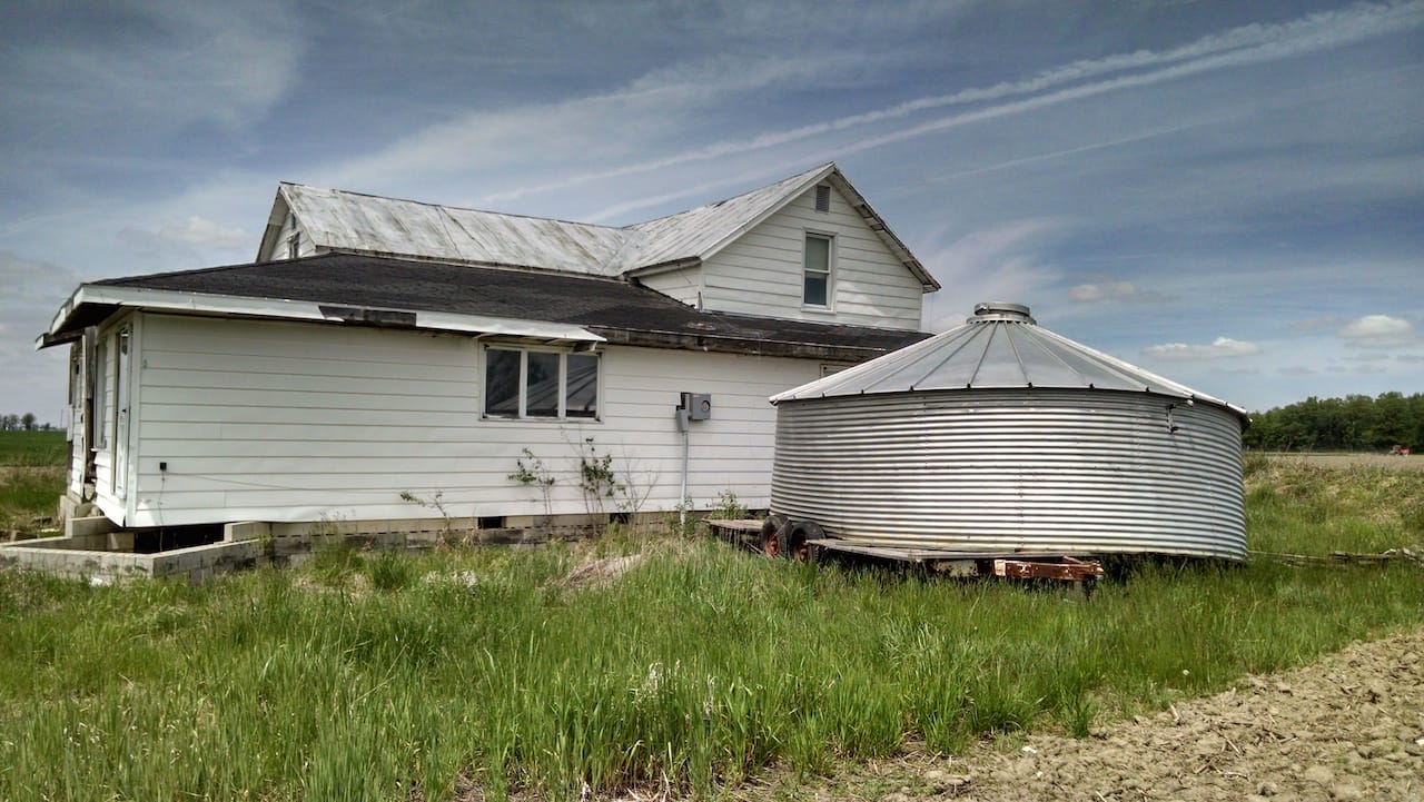 he raw materials that Brumit is preparing to convert into the mobile Sound House. Image courtesy of the artist.