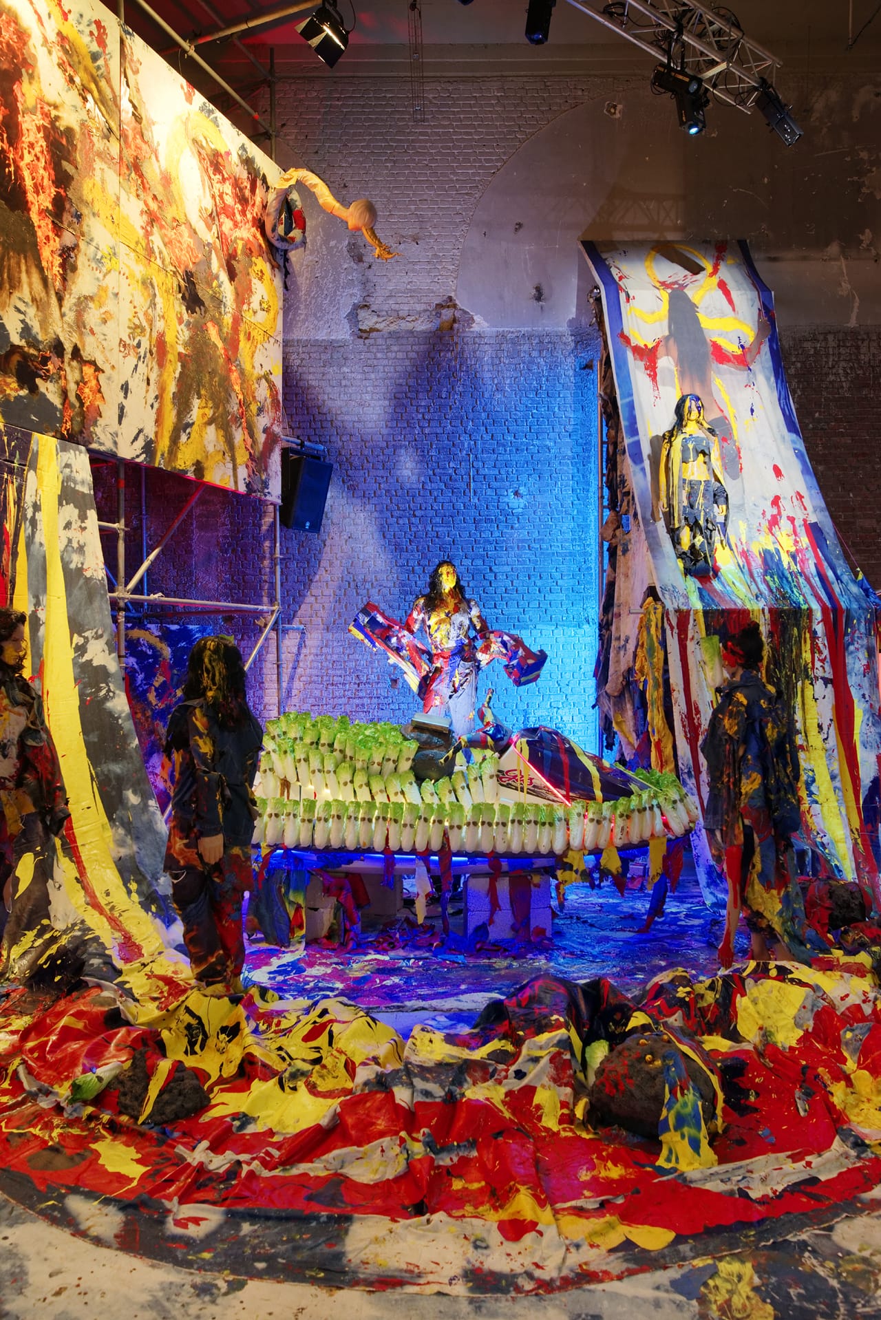 PDT 2015-Korakrit Arunanondchai-003