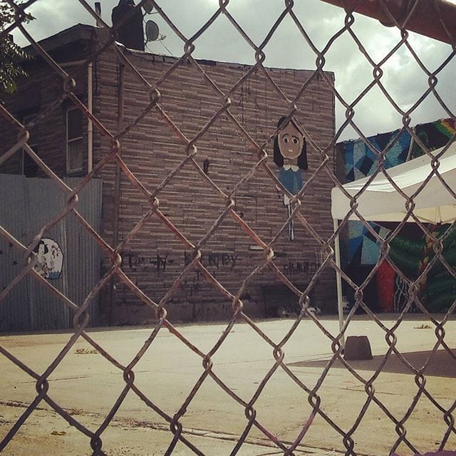 London Kaye's divisive mural in the process of coming down (photo by @mini_husky/Instagram)