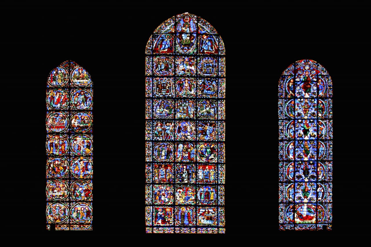 Stained glass windows at Chartres Cathedral (Image via Eusebius@Commons/Flickr)