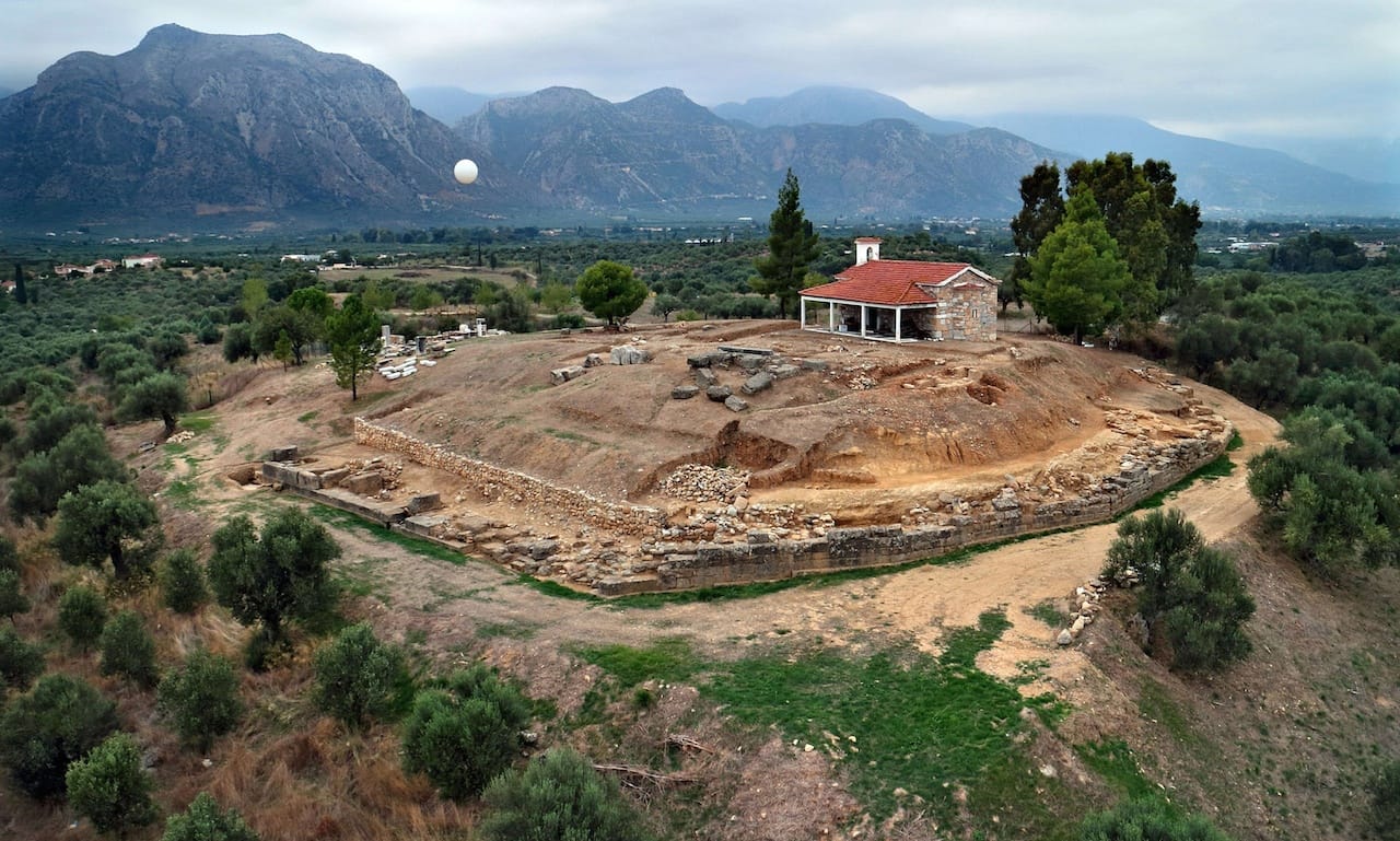 The excavations at Agios Vasileios (courtesy Angelos Delivorias / Stavros Vlizos / Greek Ministry of Culture)