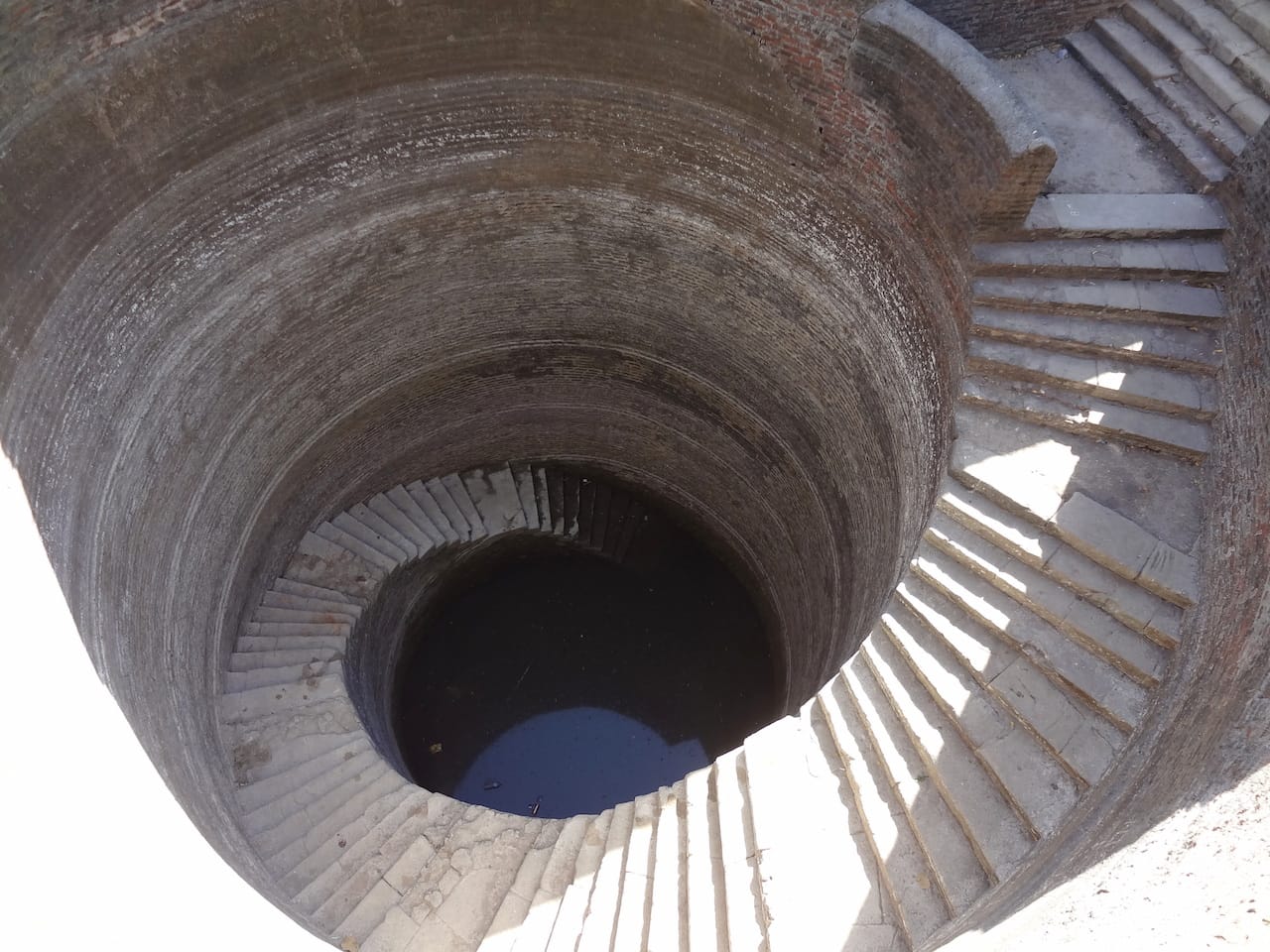 Helical Vav, Champaner, Gujarat. © Victoria Lautman. 