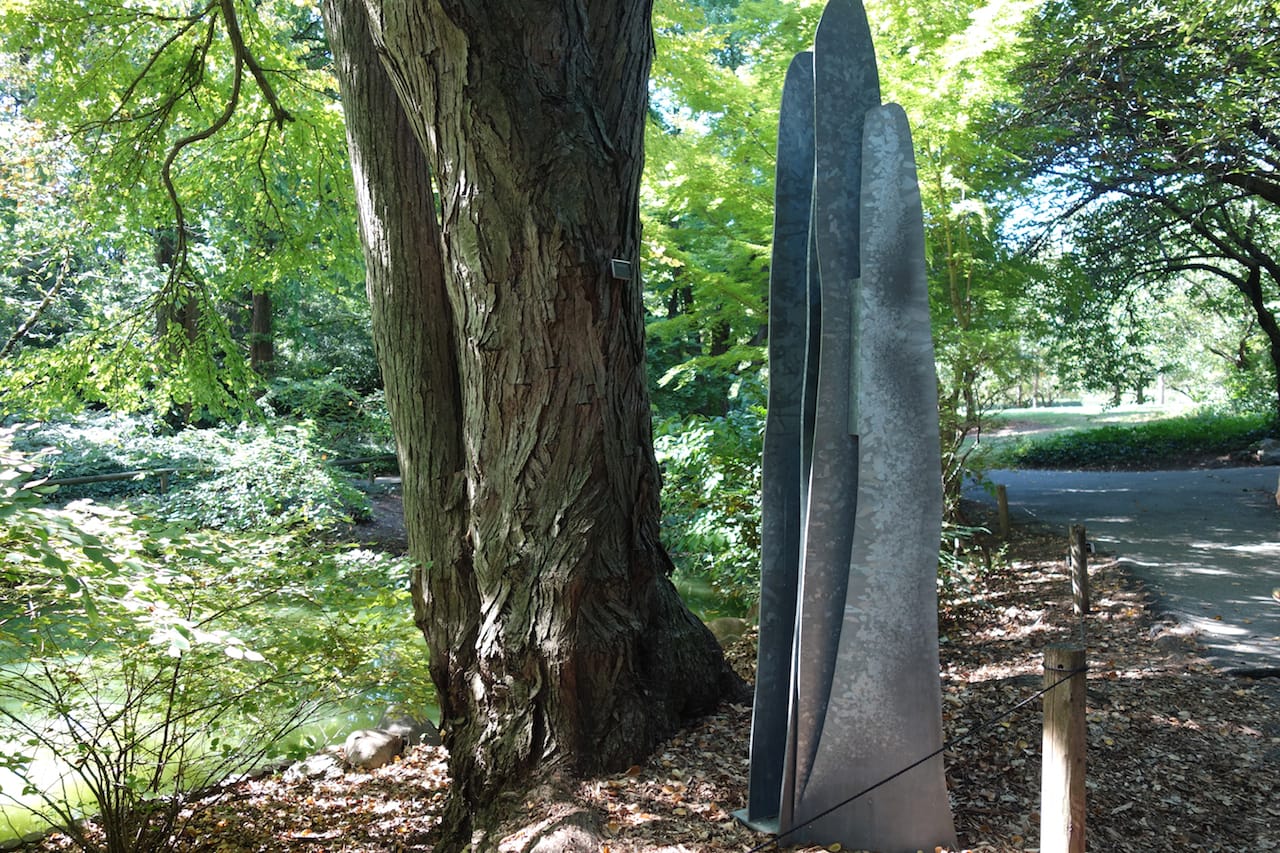 Isamu Noguchi at the Brooklyn Botanic Garden