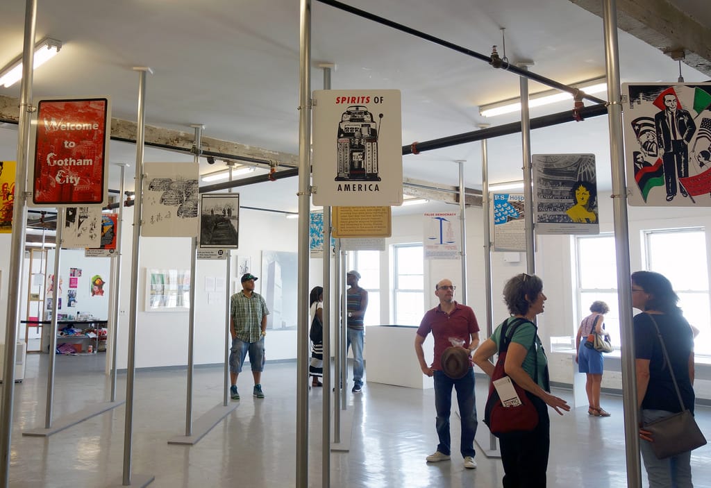 Lower Manhattan Sign Project (all photos by the author for Hyperallergic)