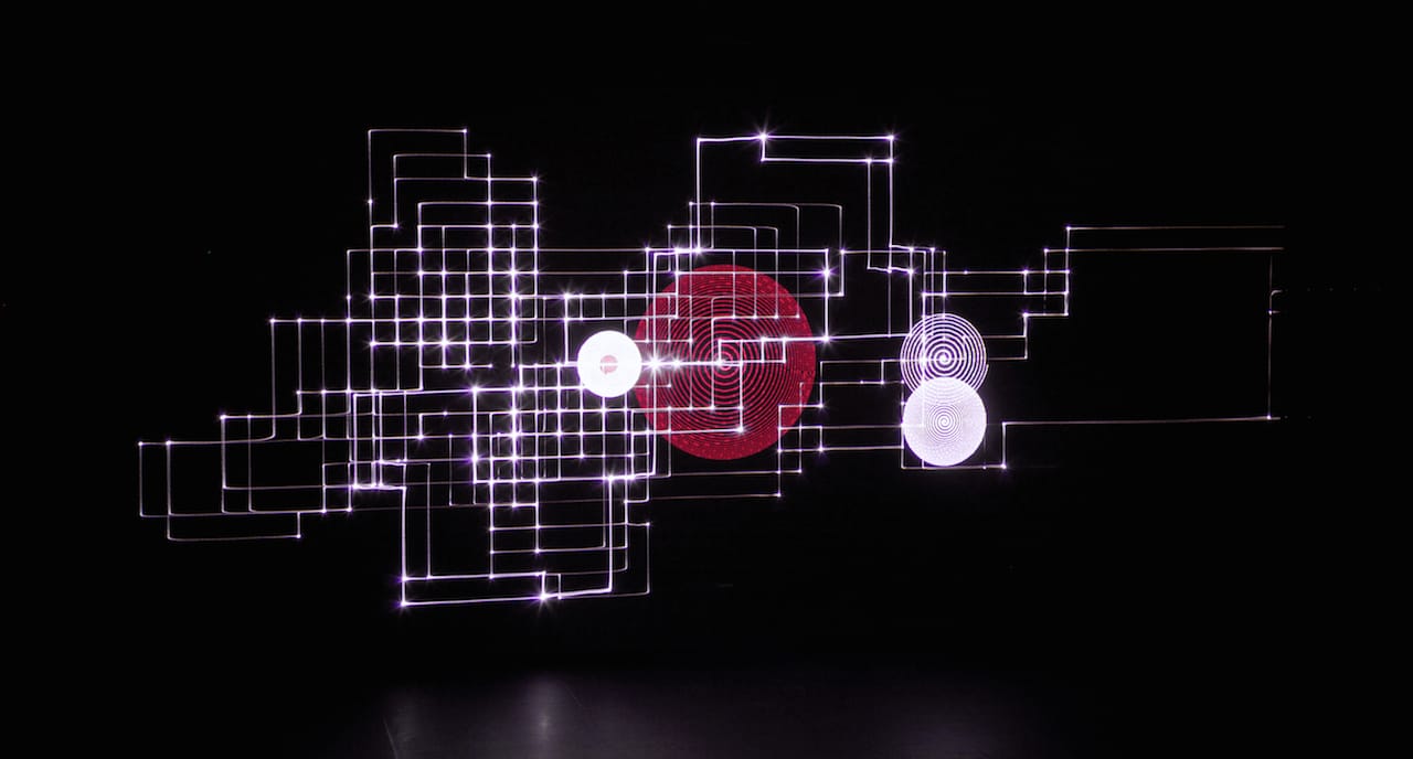 Lumiere2_red_white_print-photo_by_AnnaKatharinaScheidegger2015