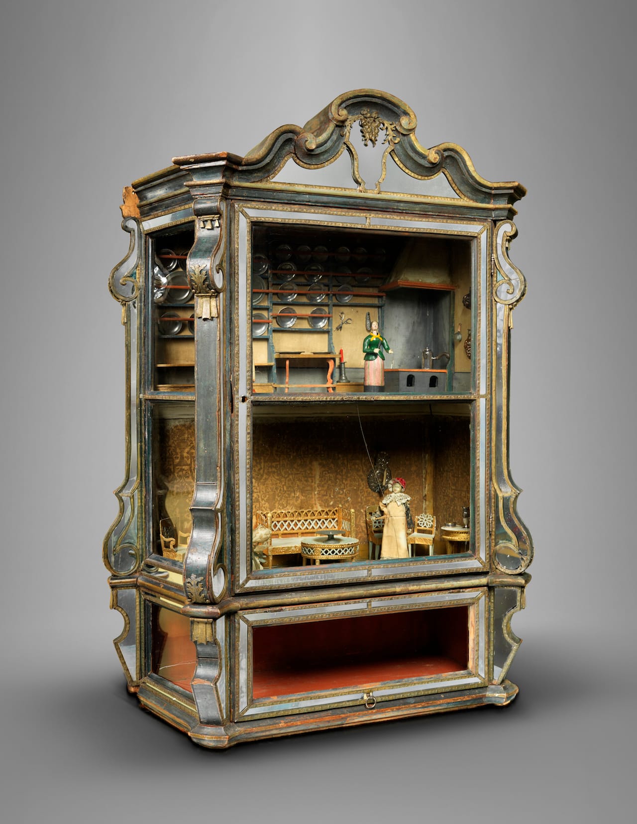 Dollhouse and furnishings probably from the workshop of Burchard Precht (1686–90) (© Roma Capitale—Sovrintendenza Capitolina ai Beni Culturali—Collezione di giocattoli antichi, CGA LS10009, photo by Bruce White)