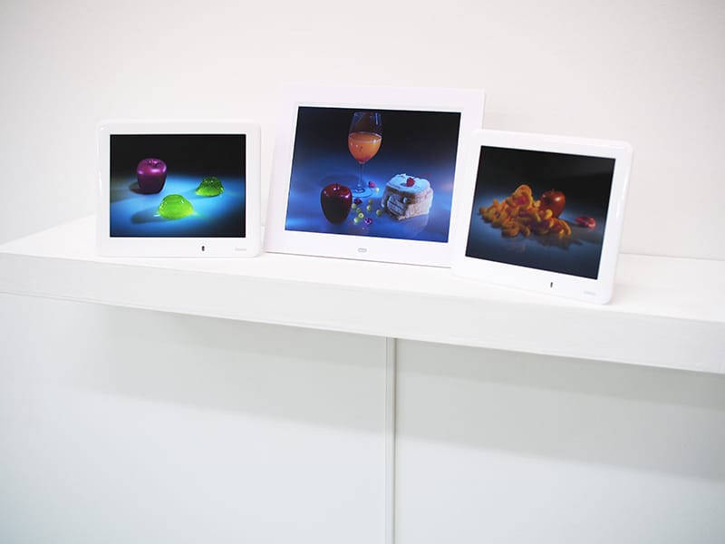 Claudia Hart, The Real and The Fake, multimedia installation, 2015