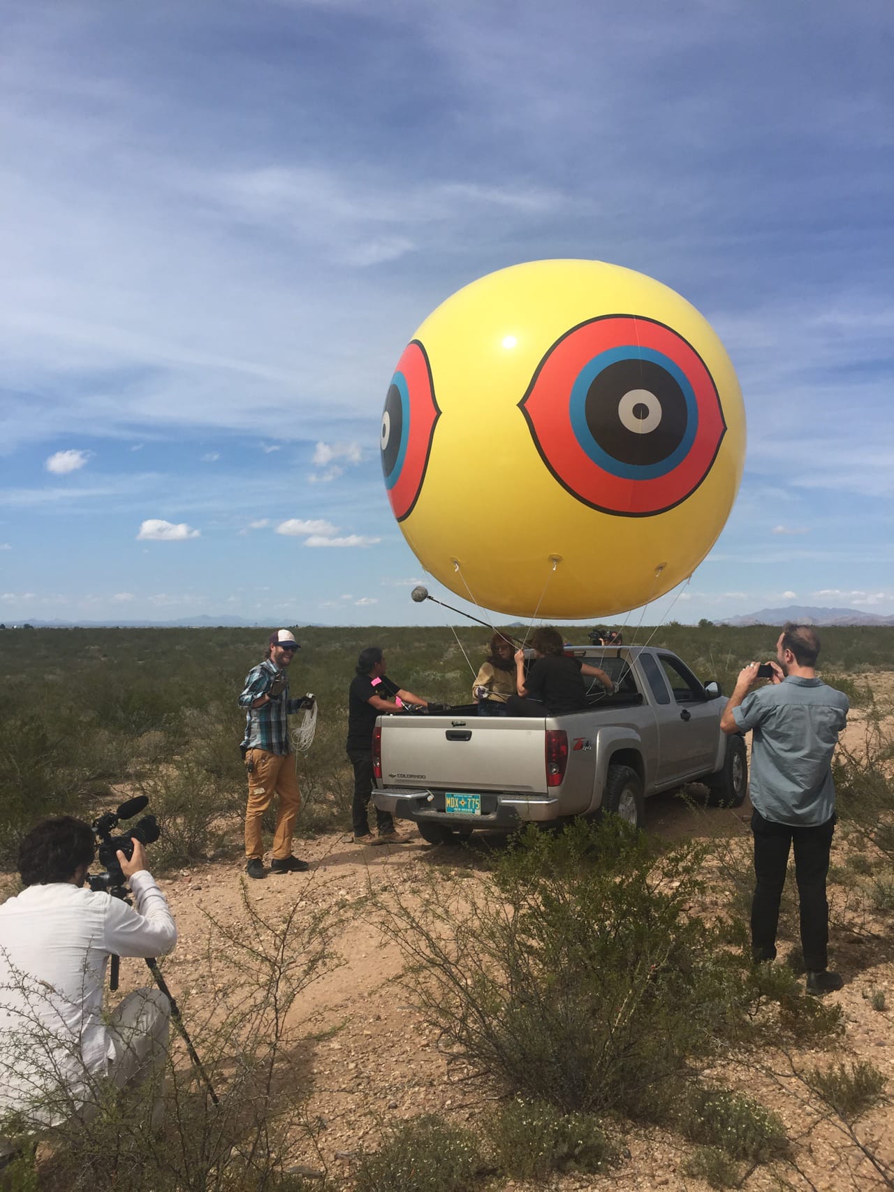 Unloading one of the balloons for Postcommodity's "Repellent Fence" on the Arizona side of the border (all photos by the author for Hyperallergic unless otherwise noted)