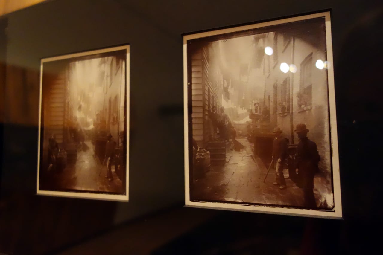 Installation view of 'Jacob A. Riis: Revealing New York’s Other Half' (photo by the author for Hyperallergic)