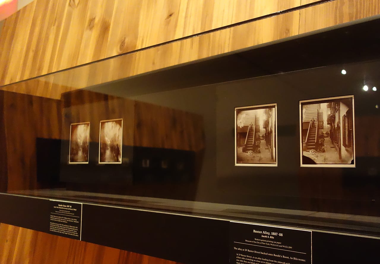 Installation view of 'Jacob A. Riis: Revealing New York’s Other Half' (photo by the author for Hyperallergic)