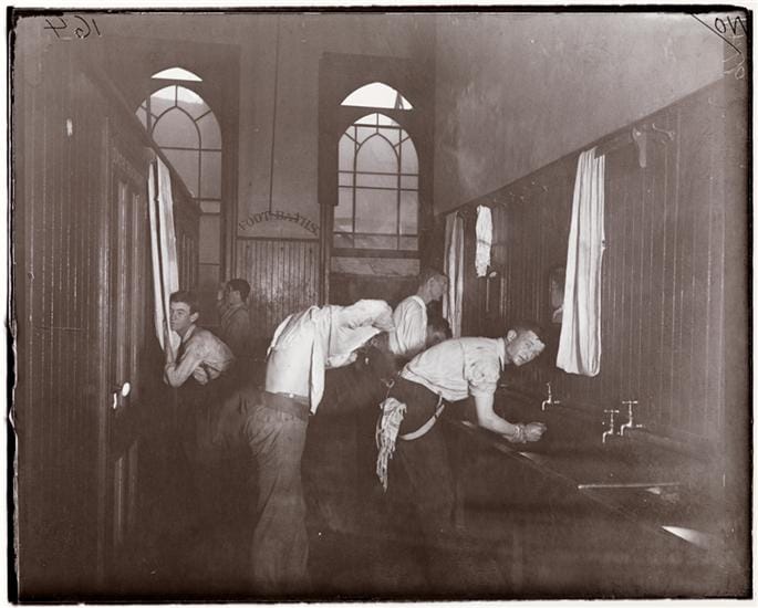"'Washing Up' in the Newsboys’ Lodging House," photo by Jacob A. Riis (1889-1890) (courtesy Museum of the City of New York, Gift of Roger William Riis)