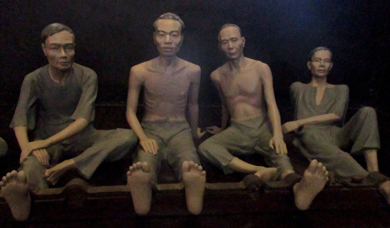 Maquette of men in shackles in Hoa Lo prison, Hanoi. All photos by the author for Hyperallergic