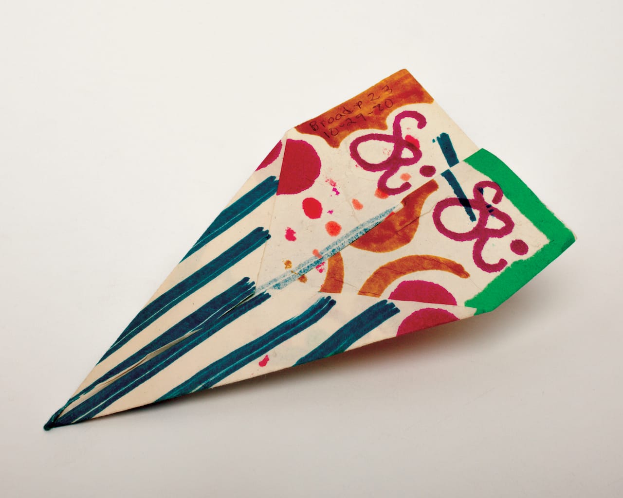 Paper Airplanes: The Collections of Harry Smith