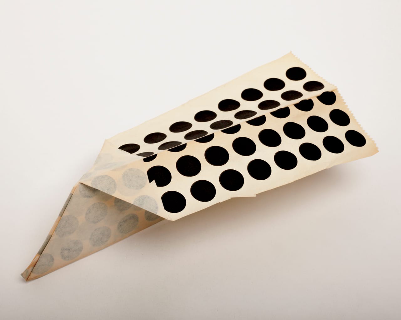 Paper Airplanes: The Collections of Harry Smith