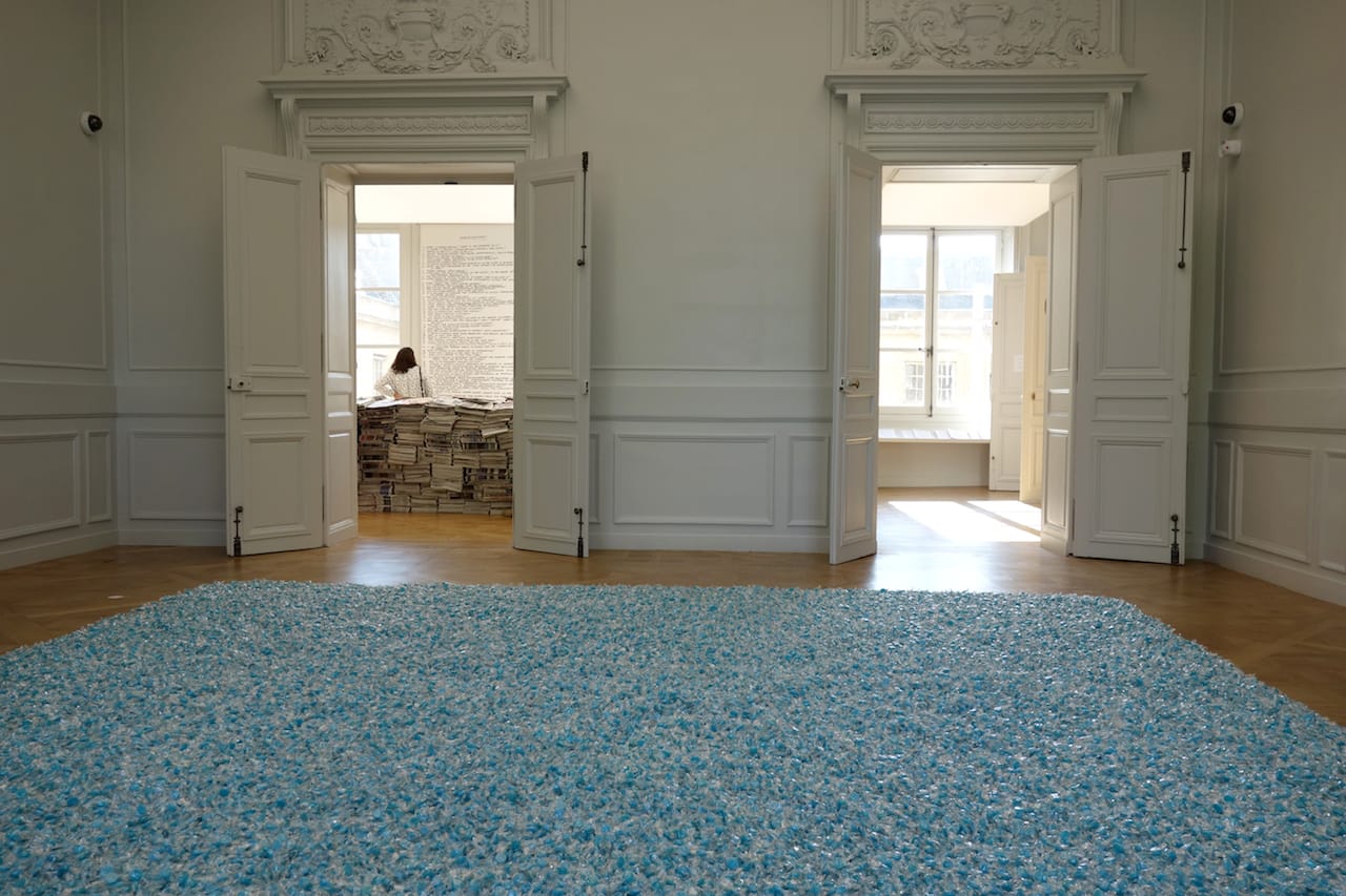 Felix Gonzalez-Torres, "Untitled (Revenge)" (1991), blue spearmint candies