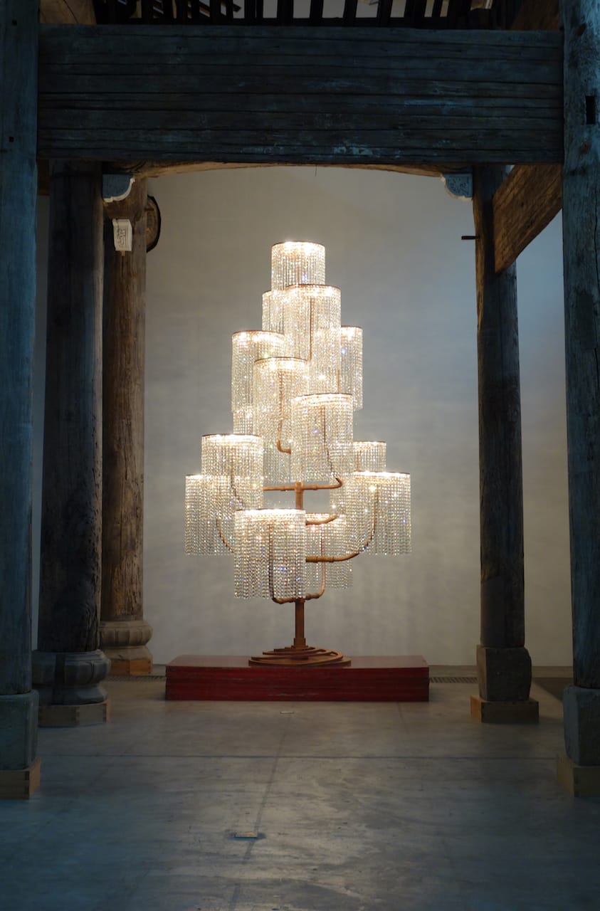Ai Weiwei, "Chandelier" (2015)