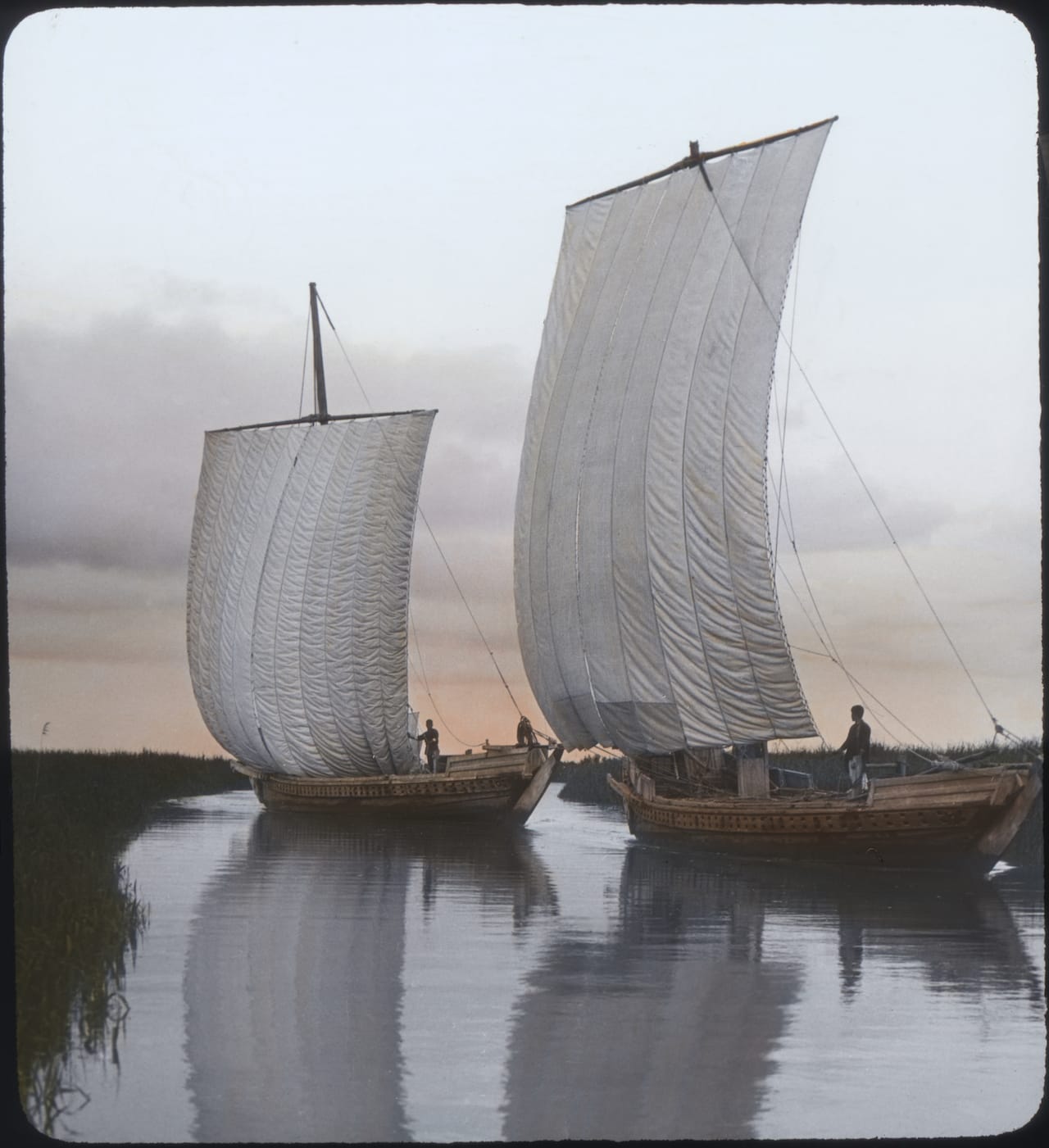 Japanese Junks, ca. 1898 T. Enami (Japanese, 1859–1929) Hand–colored gelatin silver on glass 2.5 x 2.5 in. Image courtesy of the Peabody Essex Museum, Salem, MA. http://www.pem.org/collections/12-photography