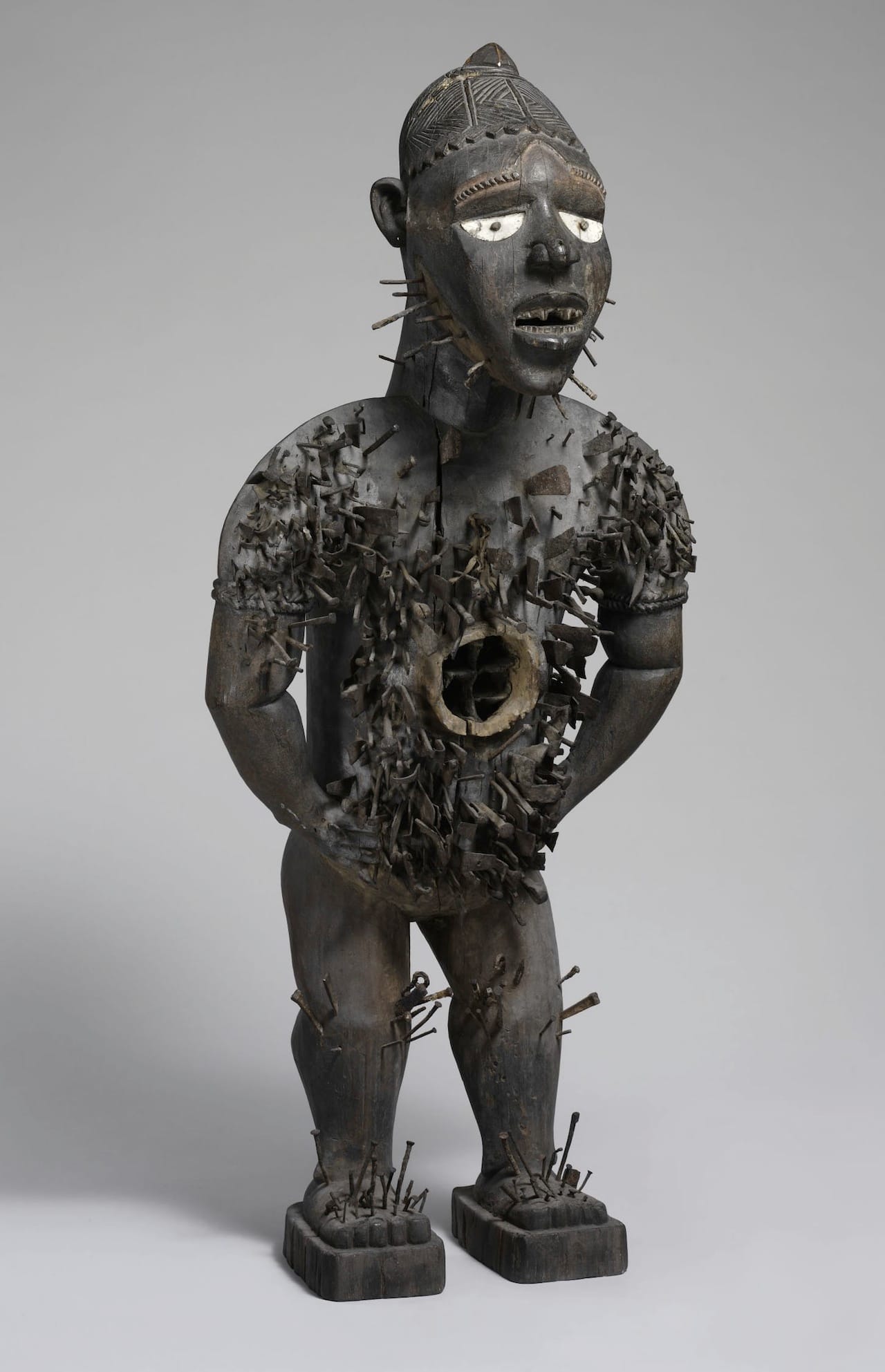 Power Figure (Nkisi N’Kondi: Mangaaka) Kongo peoples, Yombe group, Chiloango River region, Cabinda, Angola (photo Courtesy of the Metropolitan Museum of Art)